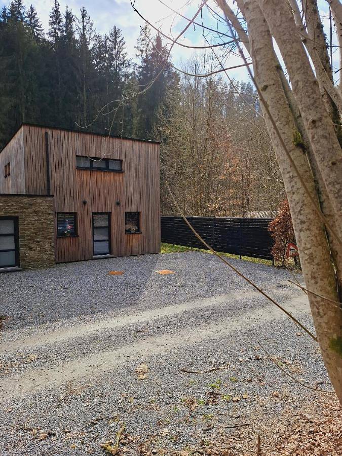 Location de vacances pour 6 personnes, avec jardin à Bertogne - 2