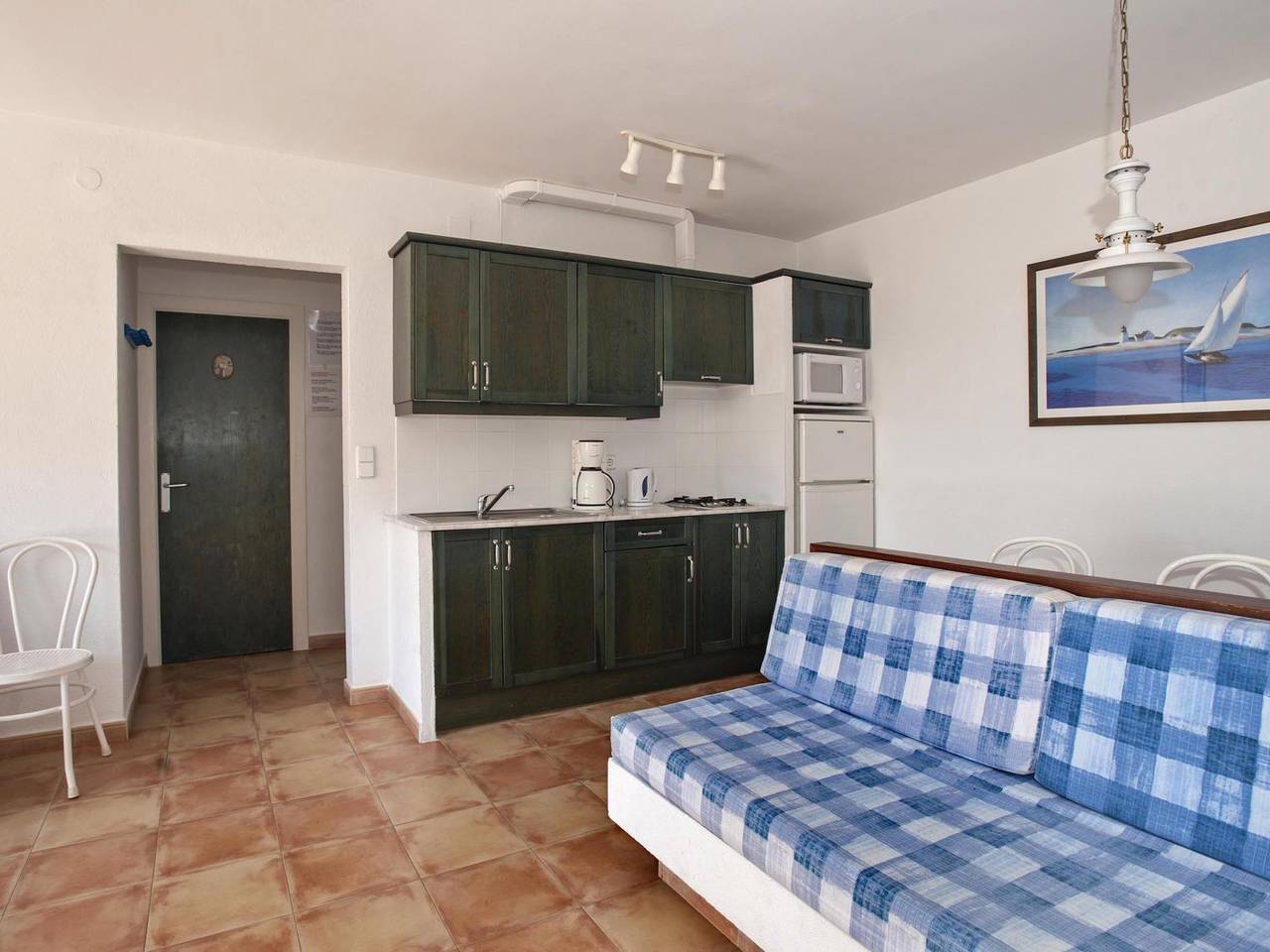 Apartamento vacacional entero, Apartamento de 1 dormitorio con Vistas al Mar a 50m de la playa. in Canyelles Petites, Roses