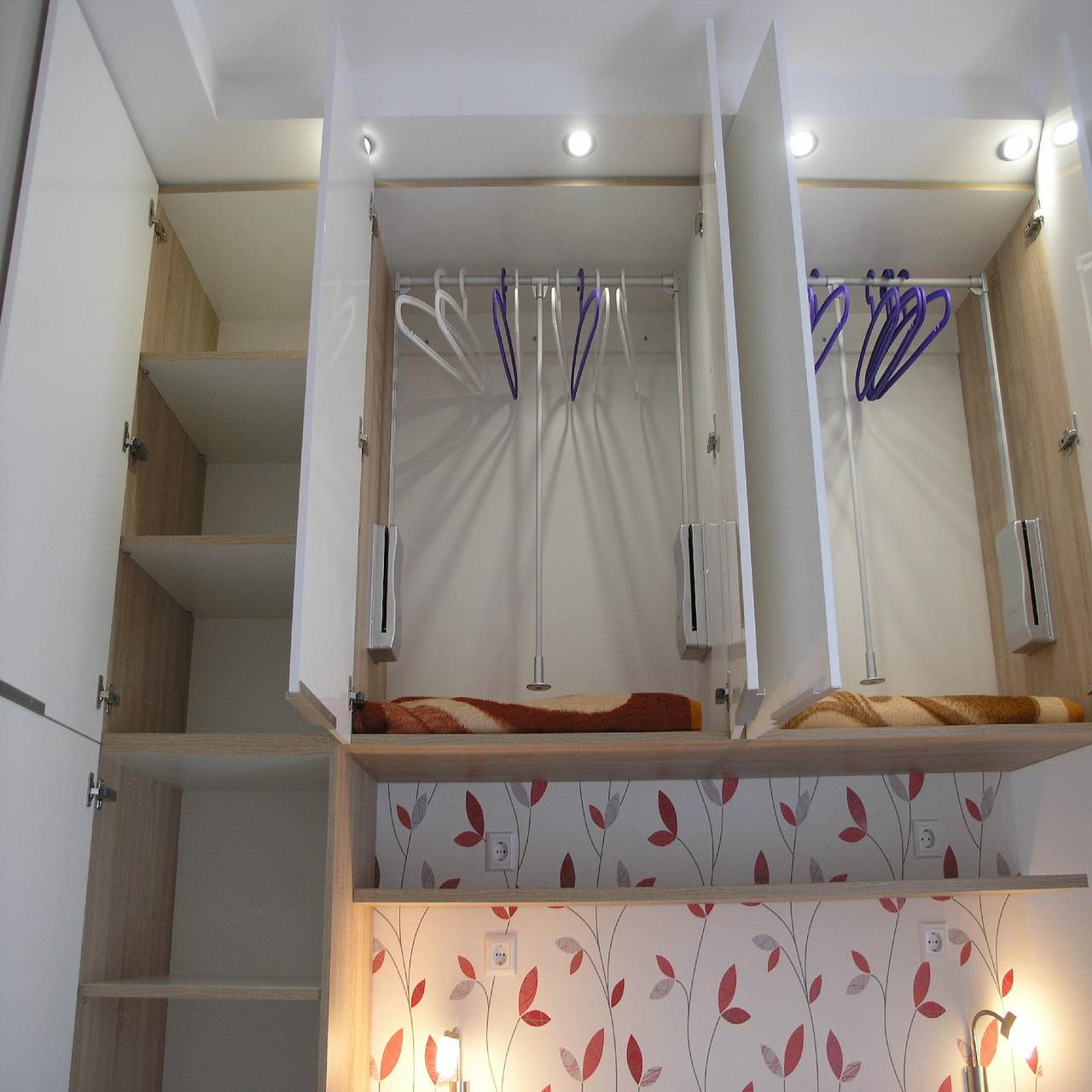 Entire holiday apartment, Apartment "Dobrila" beachfront in Podgora, Makarska Riviera