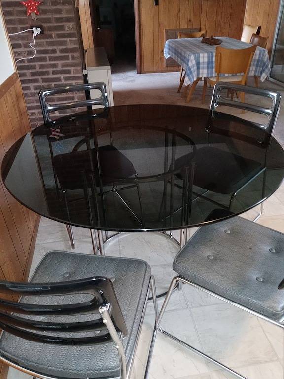 1-Mile from Conley Bottom's ramp in Lake Cumberland