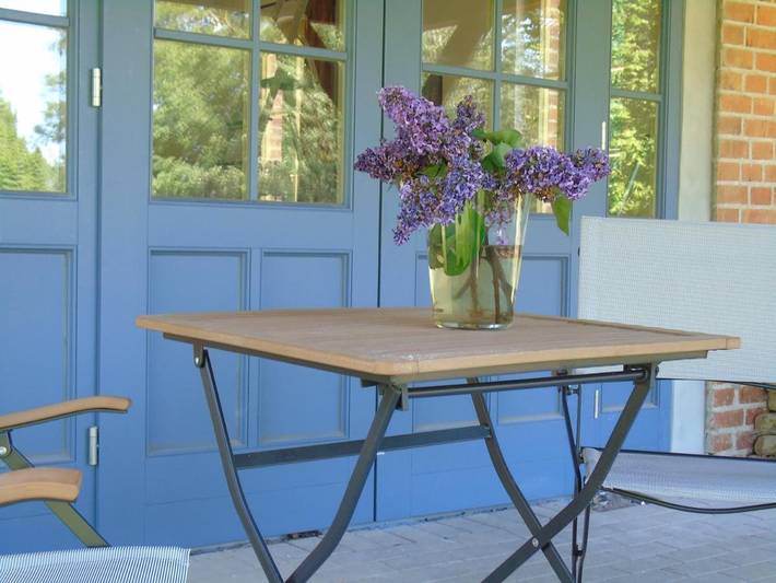 Ferienhaus für 2 Personen, mit Terrasse und Garten sowie Seeblick und Ausblick