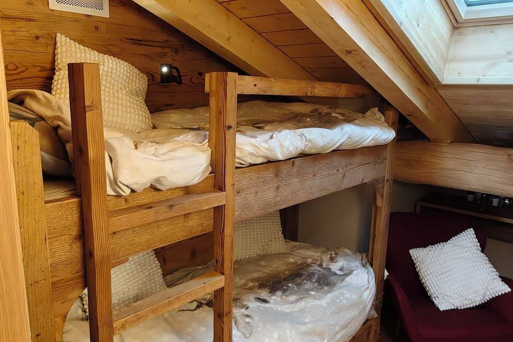 Ganze Wohnung, Villa Les Clochards Luxury ski-in/ski-out apartments, Spa, Matterhorn view, wifi in Cervinia, Valtournenche