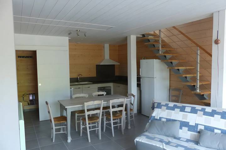Entire apartment, Apartment 'Apt 1 En Duplex Pour 6 Pers' with Mountain View and Wi-Fi in Lau-Balagnas, Pyrenees National Park