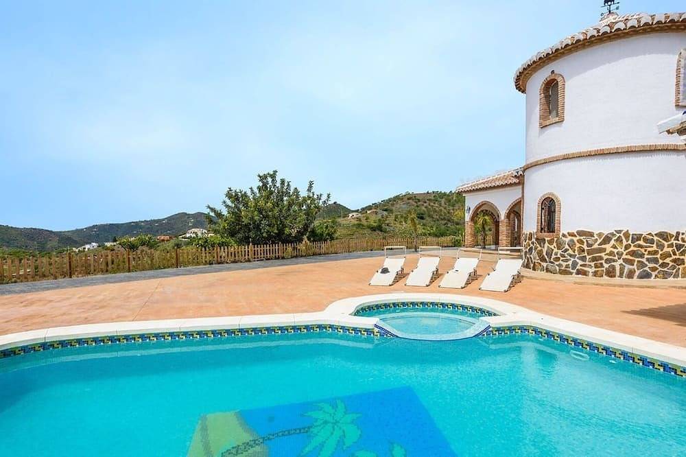Casa vacanza a Arenas a partire da 102€ a notte