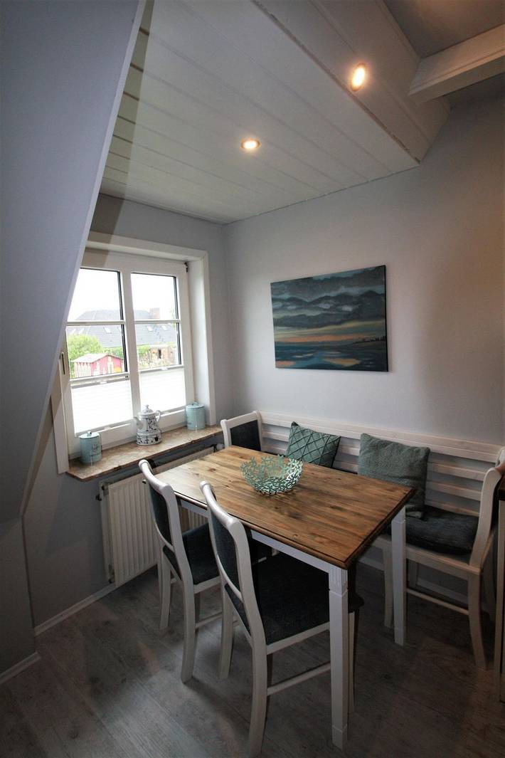 Ganze Wohnung, Platz für bis zu 5 Personen, Wlan & 500 m bis Strand in Nordfriesische Inseln (Schleswig-Holstein) (Schleswig-Holstein), Utersum