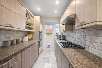 Vacation Rental for 11 Guests in Oxford, Oxfordshire, Picture 1
