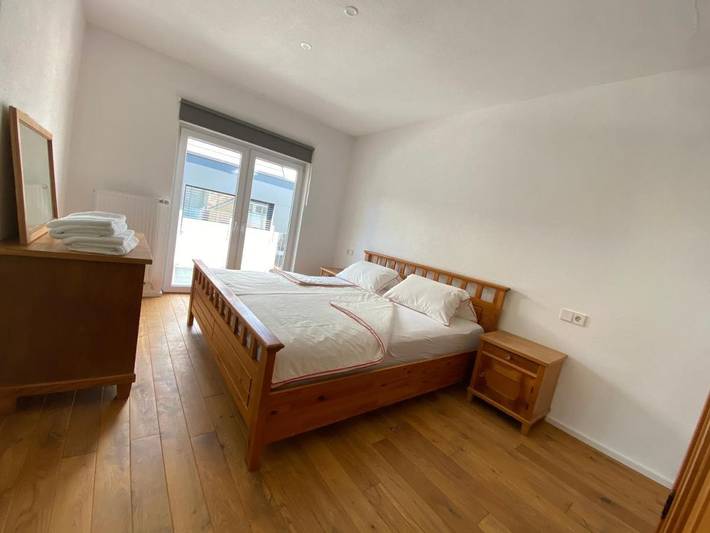 Ferienwohnung für 3 Personen, mit Balkon und Ausblick in Friedrichshafen