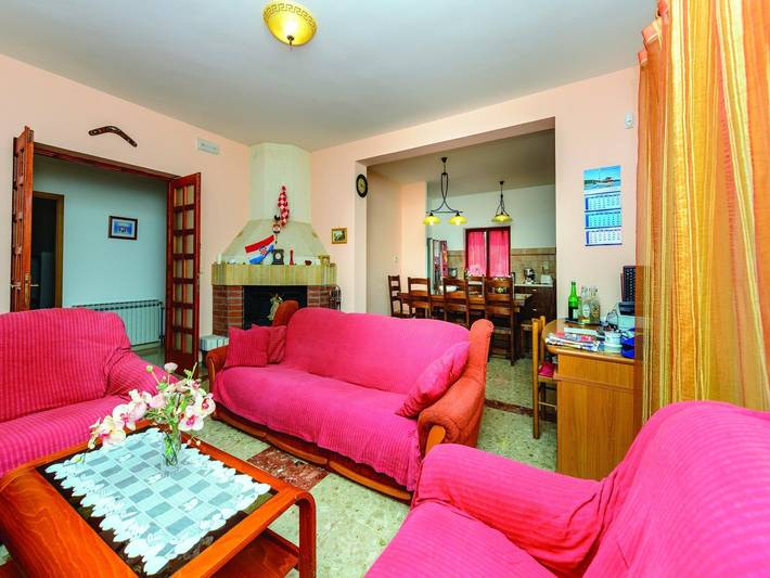 Ferienhaus für 10 Personen, mit Balkon und Pool, kinderfreundlich in Zaton - 2