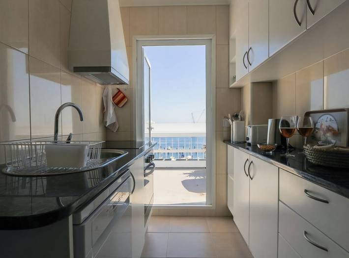 Apartamento entero, Apartamento de vacaciones para 5 personas con balcón in Isla de San Miguel, Ponta Delgada