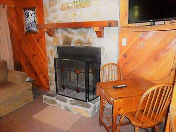 Cottage for 4 Guests in Blue Ridge Mountains, Chattahoochee National Forest, Picture 3
