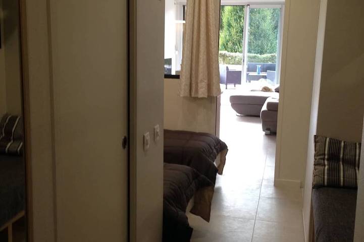 Gîte pour 4 personnes, avec terrasse dans Grand Port (Aix-les-Bains) - 4