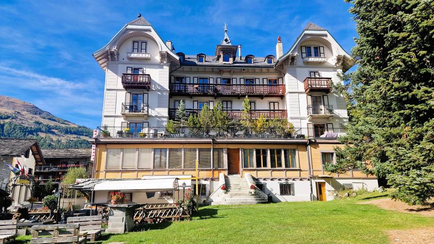 Gîte pour 2 personnes, avec jardin à Evolène