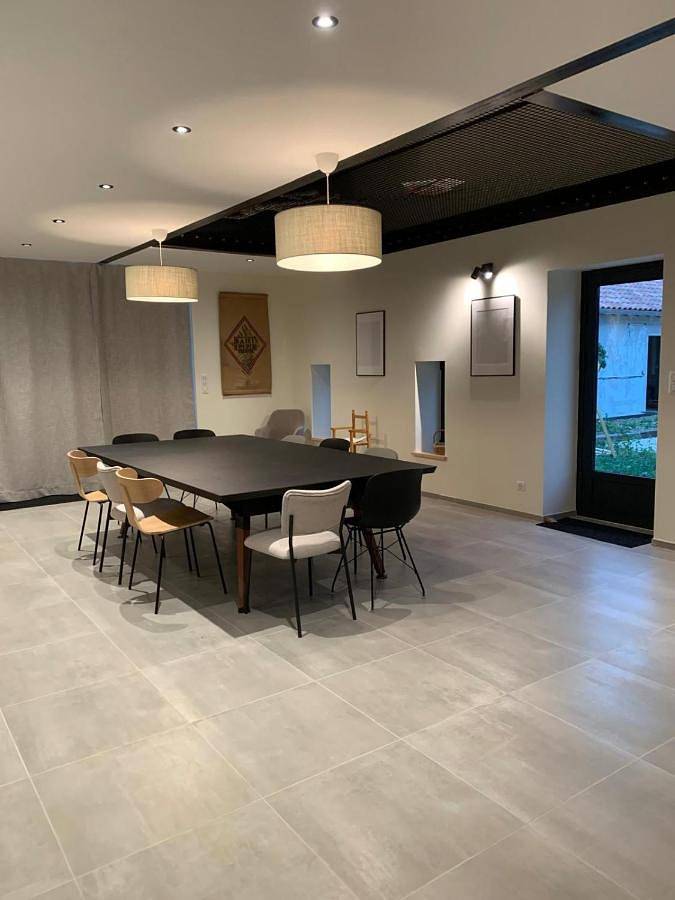 Location de vacances pour 12 personnes, avec piscine ainsi que vue et terrasse, adapté aux familles à Floressas - 4