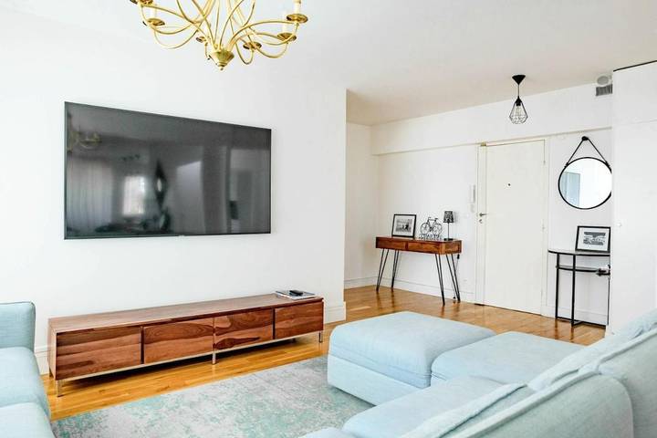 Gîte pour 6 personnes, avec vue à Puteaux