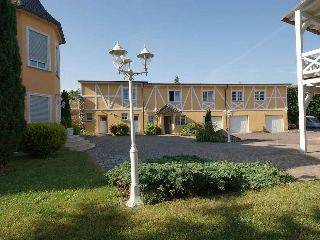 Ferienwohnung mit 1 Schlafzimmer in Schönebeck, Schönebeck (Elbe)
