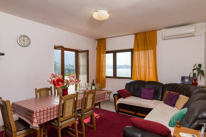 Holiday rental for 6 people, with Ocean view and Balcony in Mlini