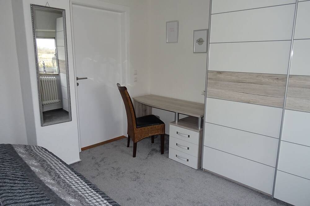 Ganze Wohnung, Bi Oddi: moderne Fewo mit Terrasse und Garten - Klopfer, Bernd - Bi Oddi in Treia, Grünes Binnenland