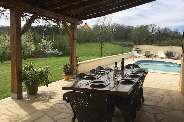 Location de vacances pour 7 personnes, avec jardin à Loupiac (Lot)