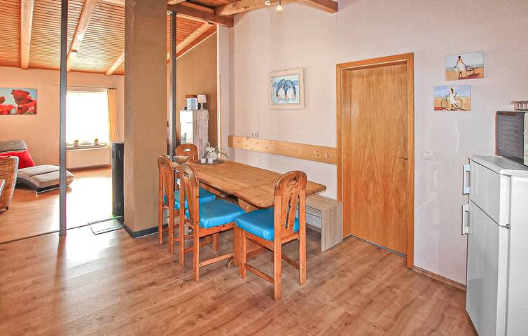 Ganze Ferienwohnung, Charmantes 2BR Apartment mit Strandzugang - WiFi & Parkplatz in Silz, Fleesensee