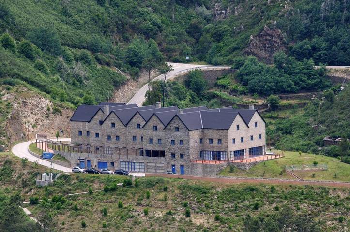 Hôtel pour 10 personnes, avec Jardin dans Piódão