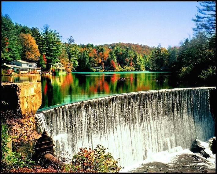 Vacation house for 10 people, with yard in Highlands (NC)