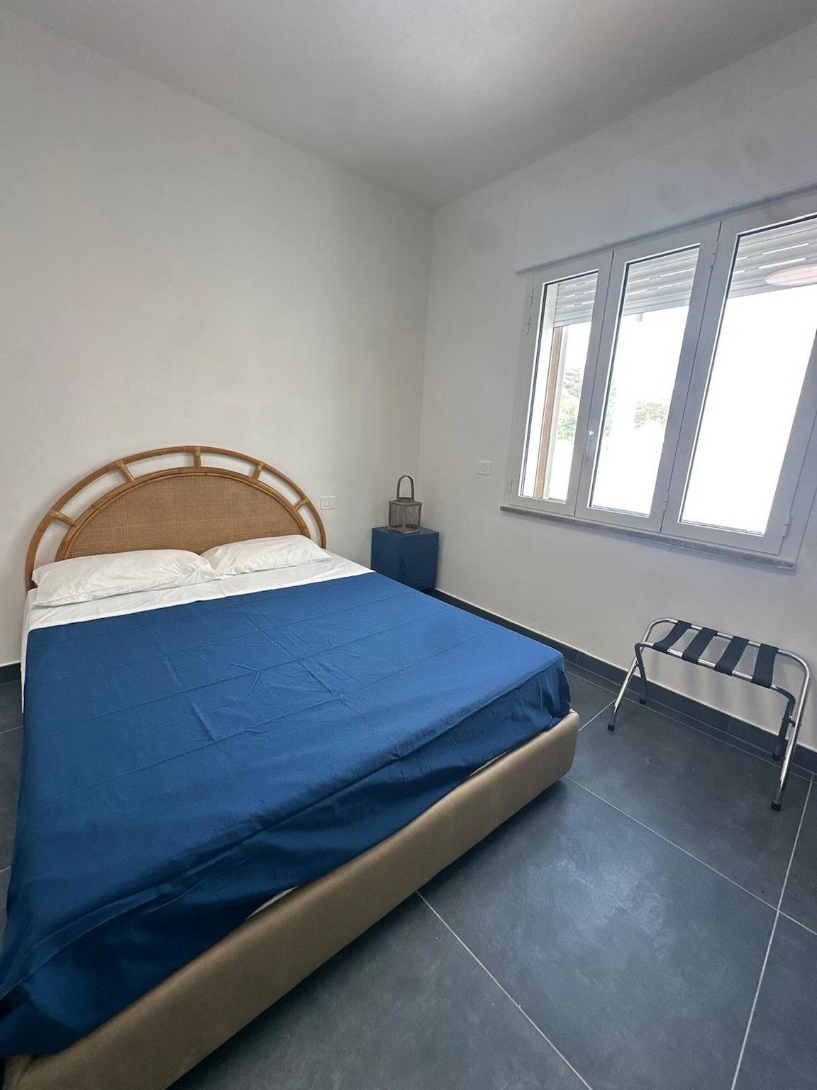Appartement entier, Appartement 'Best Sunset - Verde' avec vue montagne, Wi-Fi et climatisation in Gallipoli, Golfe de Tarente