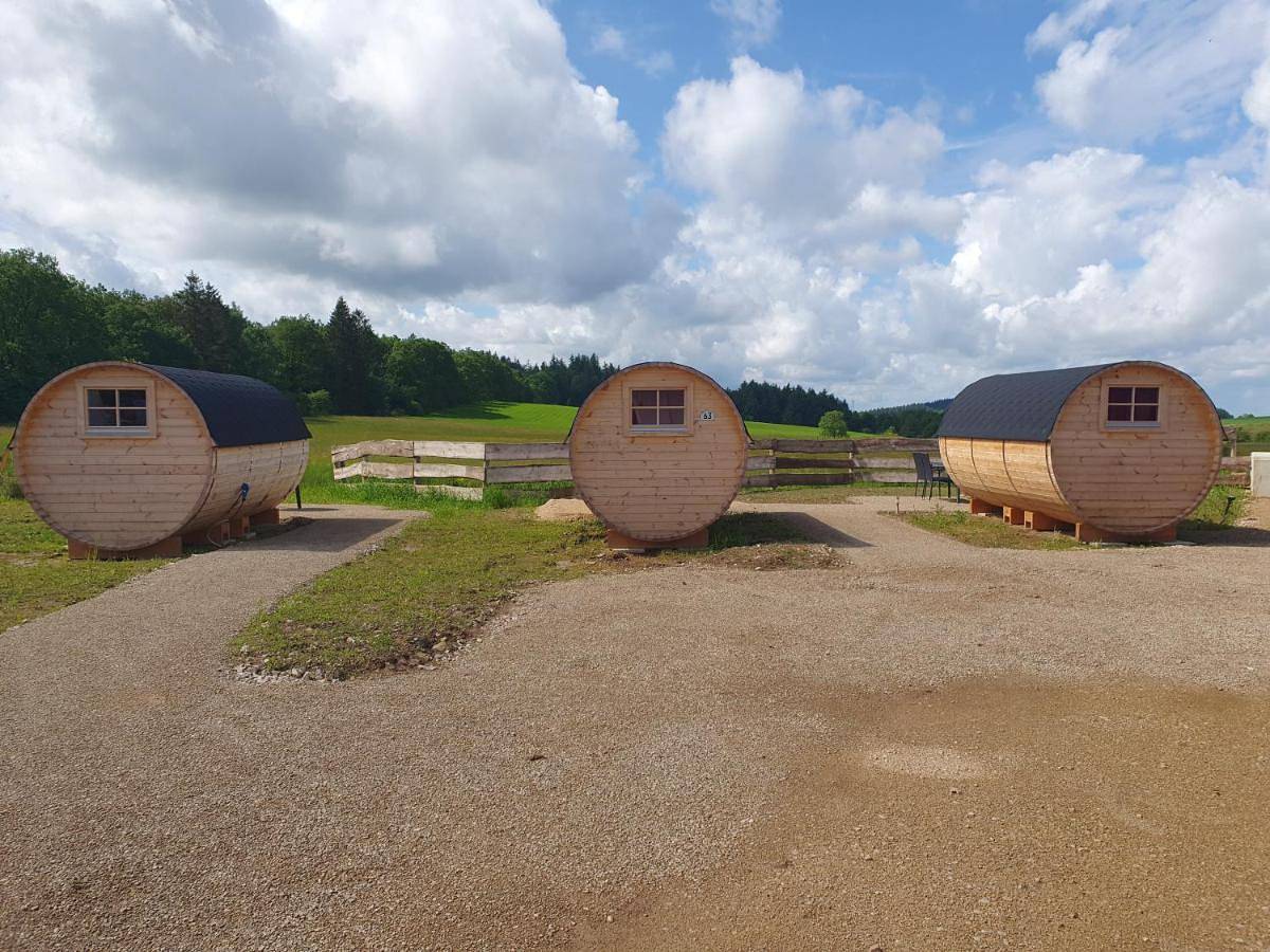 Clamping Schlaffässer im Ferienpark Wolfsschlucht Prüm Eifel in Prüm, Naturpark Hohes Venn-Eifel
