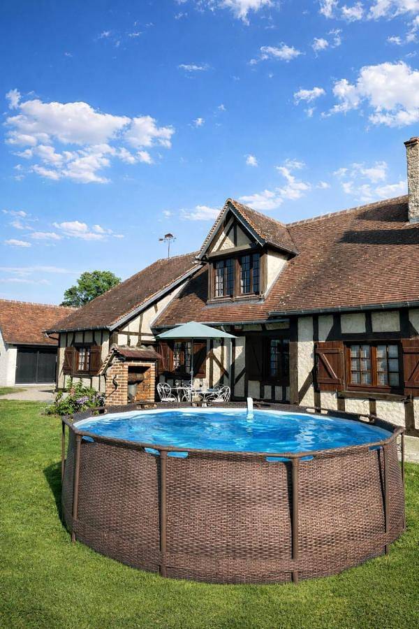 La Demeure du Cerf gîte de charme 6P avec piscine chauffée & spa, Sologne, proche Center Parcs, Lamotte-Beuvron et Zoo de Beauval in Chaon, Sologne