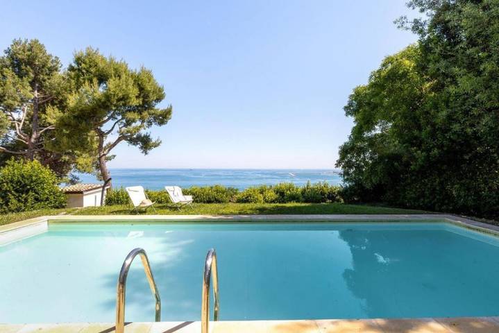 Appartement de vacances pour 14 personnes, avec Balcon/Terrasse ainsi que Jardin et Piscine