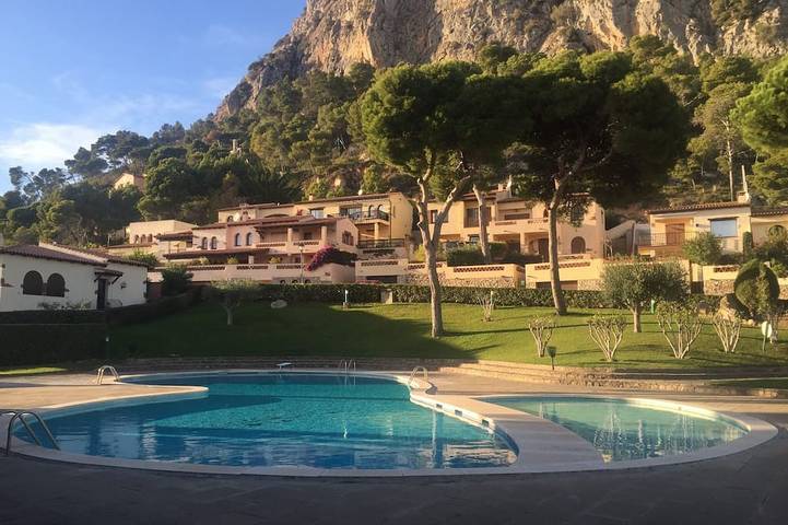 Ferienhaus für 6 Personen, mit Pool und Terrasse sowie Kinderpool, mit Haustier