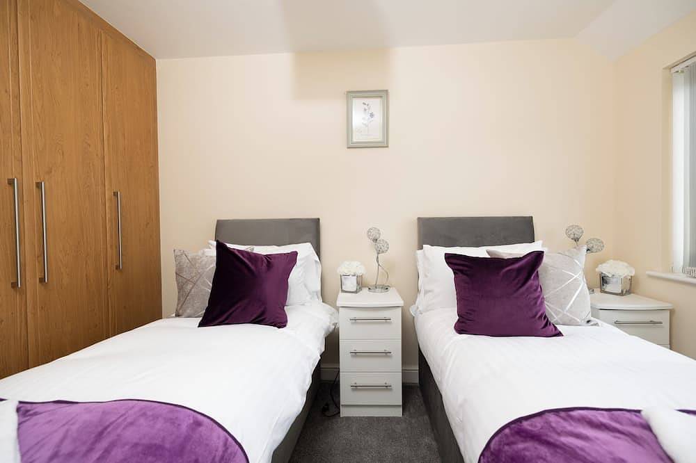 Modern 4-Bedroom House in Windsor | Near Legoland in Windsor, Berkshire