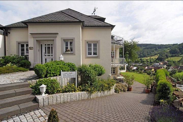 Ferienwohnung für 4 Personen, mit Terrasse und Garten in Saarburg und Umgebung