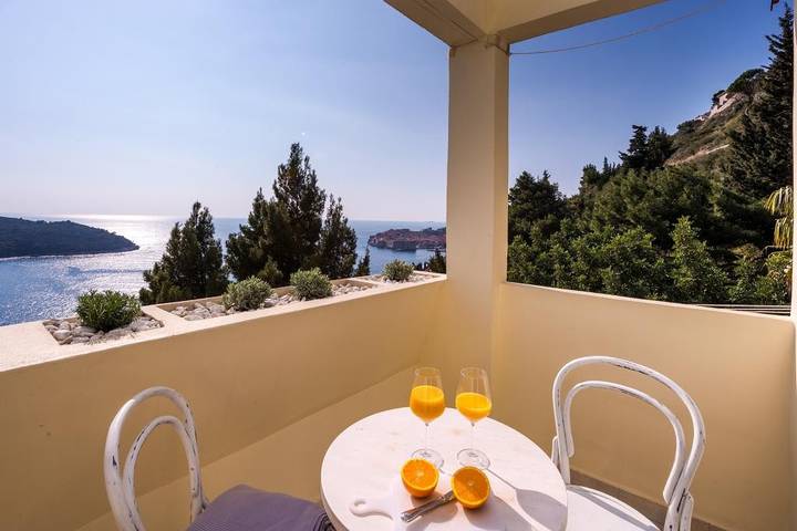 Appartement entier, Appartement de vacances pour 4 personnes avec balcon in Dubrovnik, Grad Dubrovnik