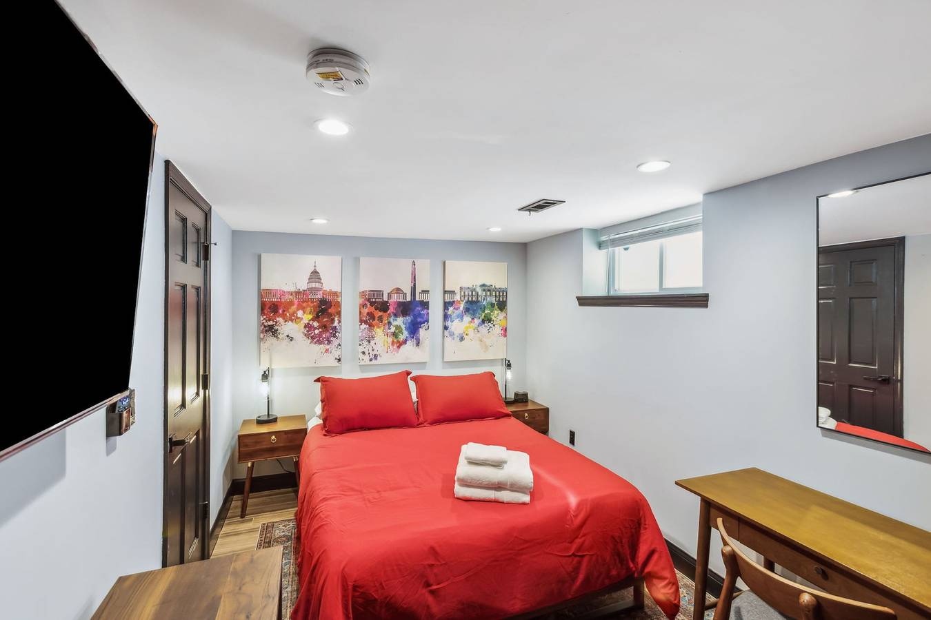 Apartamento entero, Spacious  Sunny Shaw 1Br  1Ba Apartment in Truxton Circle, Washington D.C.