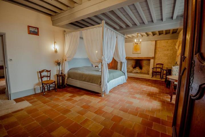 Gîte pour 5 personnes, avec vue ainsi que jardin et piscine à Lauzerte - 2