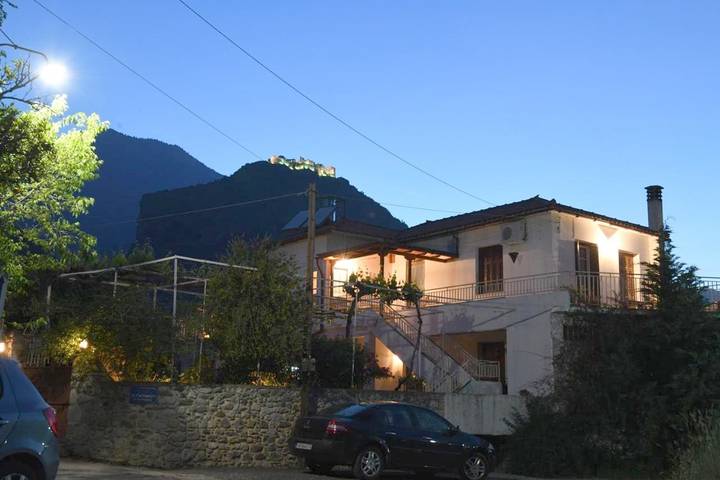 Vacation rental for 6 people, with Balcony and Terrace as well as Yard and View in Sparta Municipality