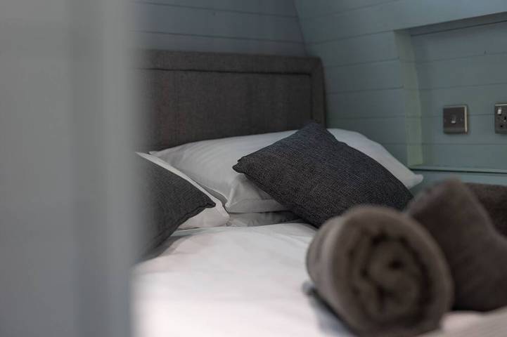 Cabaña-Baño privado-(Max 2 Adults, 2 Child) in Pembrokeshire