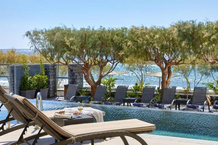 Appartement de vacances pour 4 personnes, avec jacuzzi ainsi que piscine et jardin