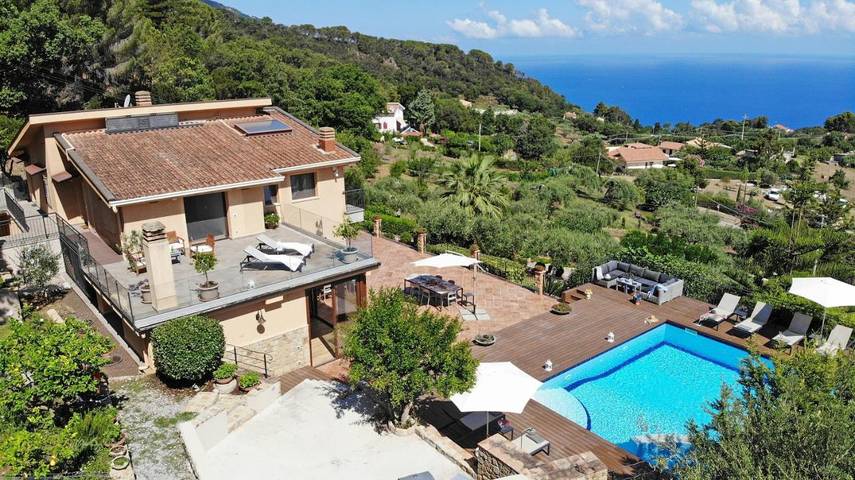 Gîte pour 16 personnes, avec vue ainsi que piscine et jardin en Sicile - 4