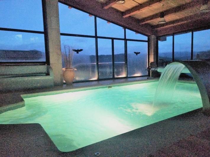 Chalet para 4 personas, con Jacuzzi y Terraza además de Jardín y Piscina en Provincia de Pontevedra