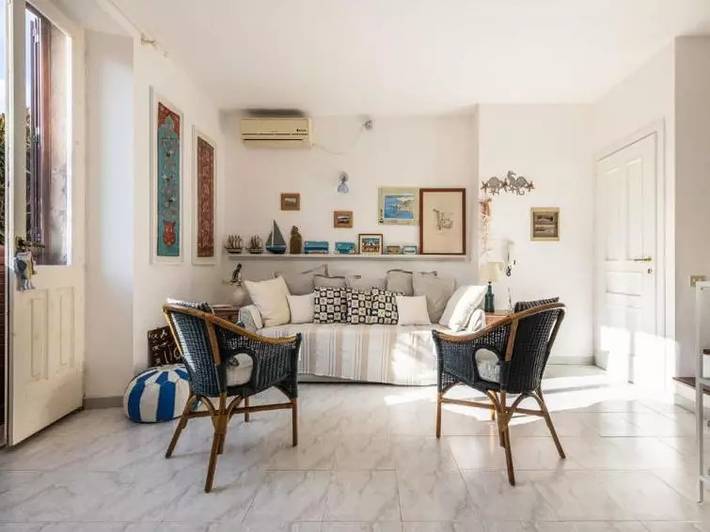 Apartamento entero, 3 estancias 4 personas in Carloforte, Sulcis Iglesiente