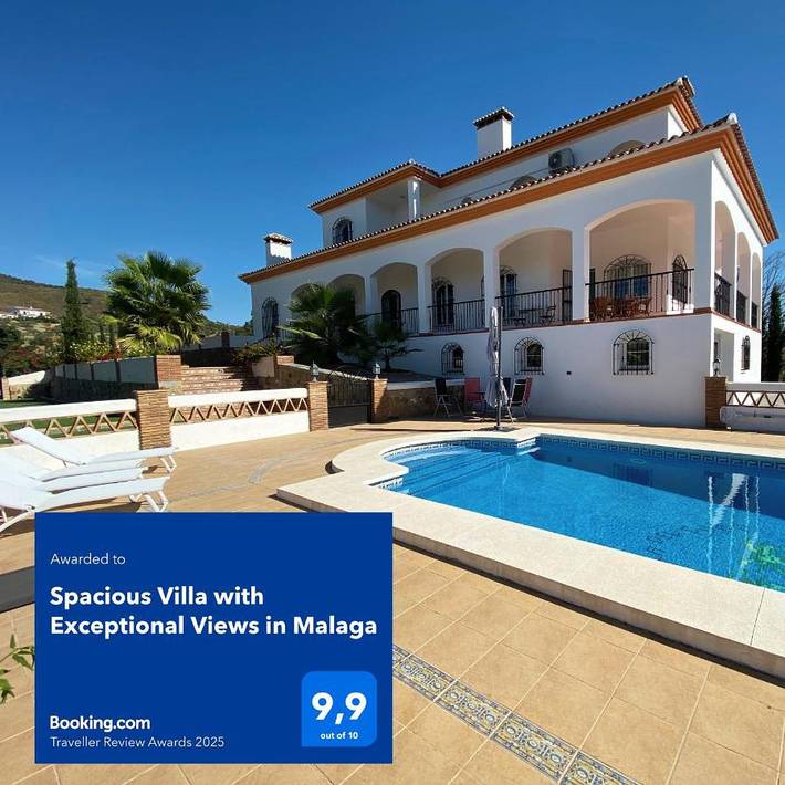 Casa de vacaciones para 10 personas, con Balcón y Terraza además de Jardín y Piscina en Casarabonela