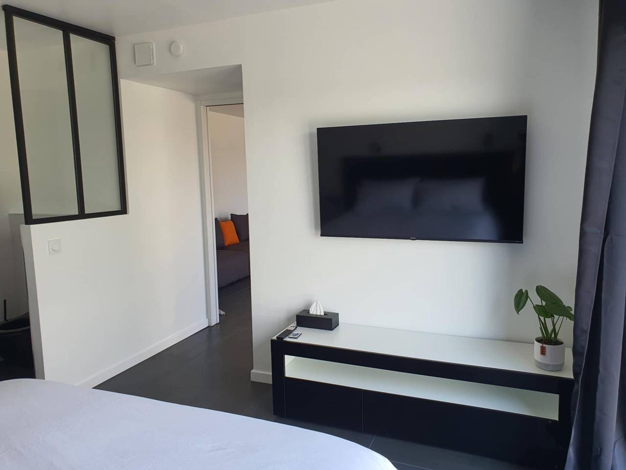 Casa vacacional 'Neizh Ar Kaouenn Brandérion' con piscina privada, jacuzzi y Wi-Fi in Brandérion, Côte des Mégalithes