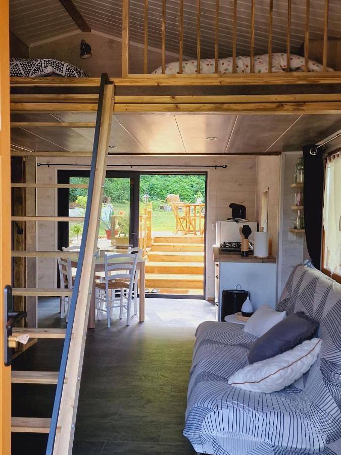 Petit chalet 4 personnes bain nordique in Amoncourt, Haute-Saône