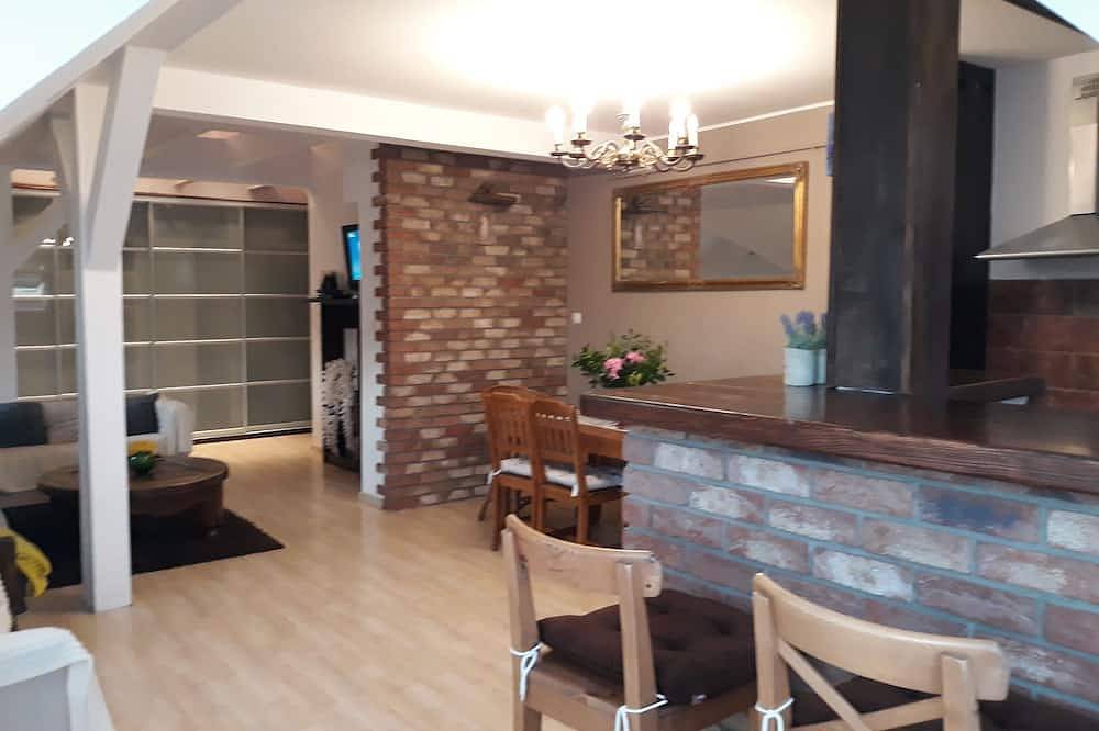 Ganze Wohnung, Cozy studio apartment for 6, in the center of Sopot - close to all attractions ! in Zoppot, Dreistadt