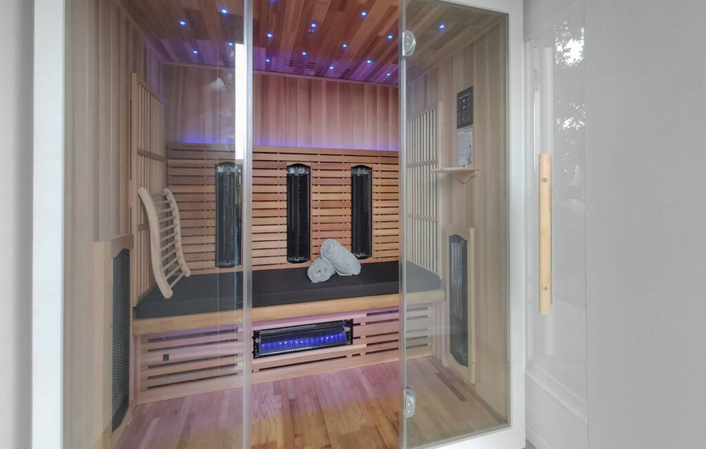 Modernes Chalet für 4 Personen mit privater Sauna und traumhaftem Grünblick in Salland in Sallandse Heuvelrug