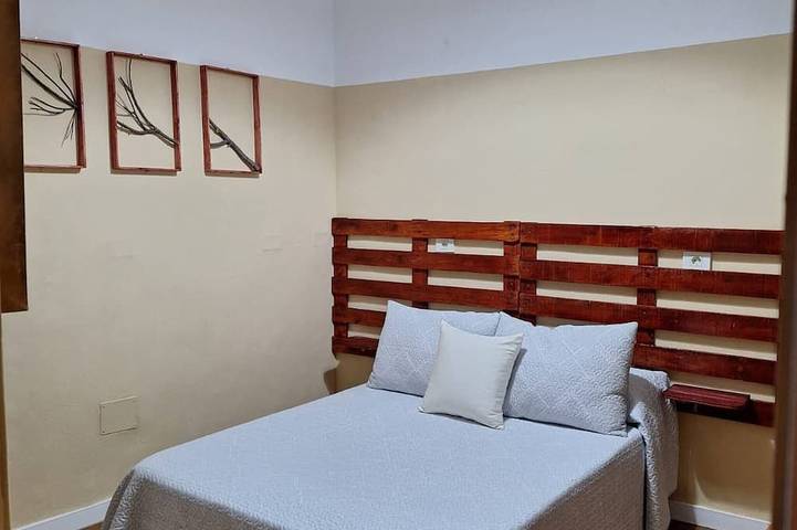 Casa Cueva |Top Location| Excellent wifi | Airport in Carrizal, Ingenio