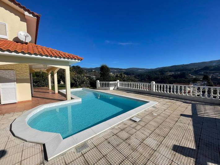 Casa rural para 8 personas, con Terraza y Jardín además de Piscina y Vistas en Vale de Cambra - 4