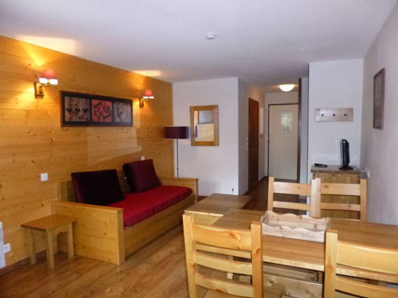 Estudio entero, Estudio acogedor con balcón, ideal para 4 personas y cerca del centro de Brides-les-Bains in Brides-les-Bains, Les Trois Vallées