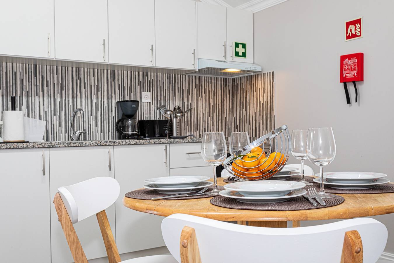 Appartement « Oásis Fonte Grande 1 » avec vue sur la mer, terrasse privée et Wi-Fi in São Miguel Island, Santo António